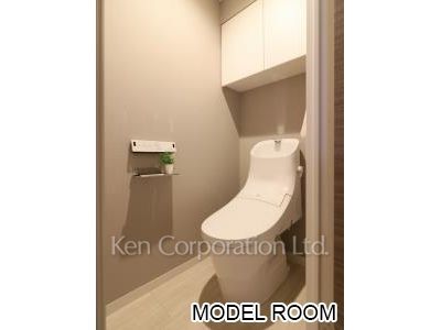 トイレ※MODEL ROOM ※8階の同じ間取タイプを撮影。仕様が異なることがあります。