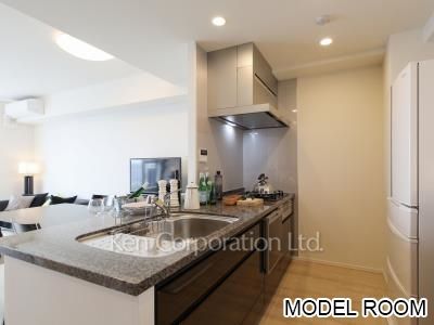 キッチン※MODEL ROOM ※15階の同じ間取タイプを撮影。仕様が異なることがあります。