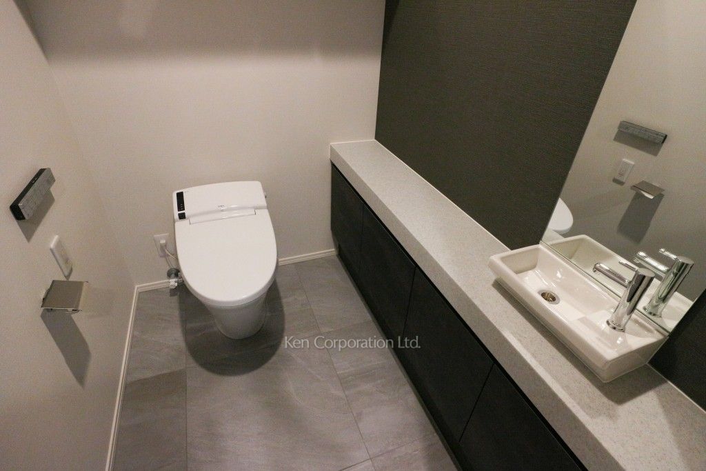トイレ ※21階の同じ間取タイプを撮影。仕様が異なることがあります。