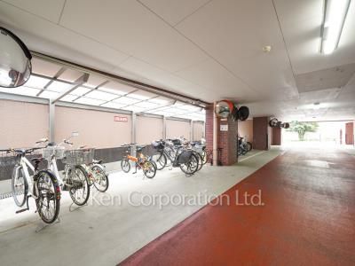 パレロワイヤル永田町の写真 駐輪場