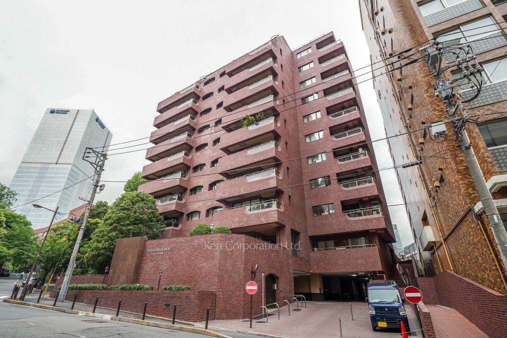 パレロワイヤル永田町の写真 外観ひき