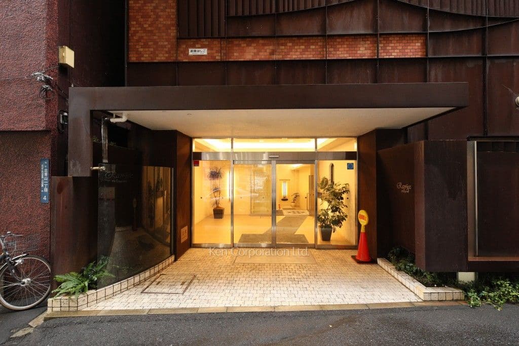 ランジェ青山の写真 外観より