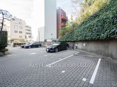 麻布鳥居坂マンションの写真 駐車場