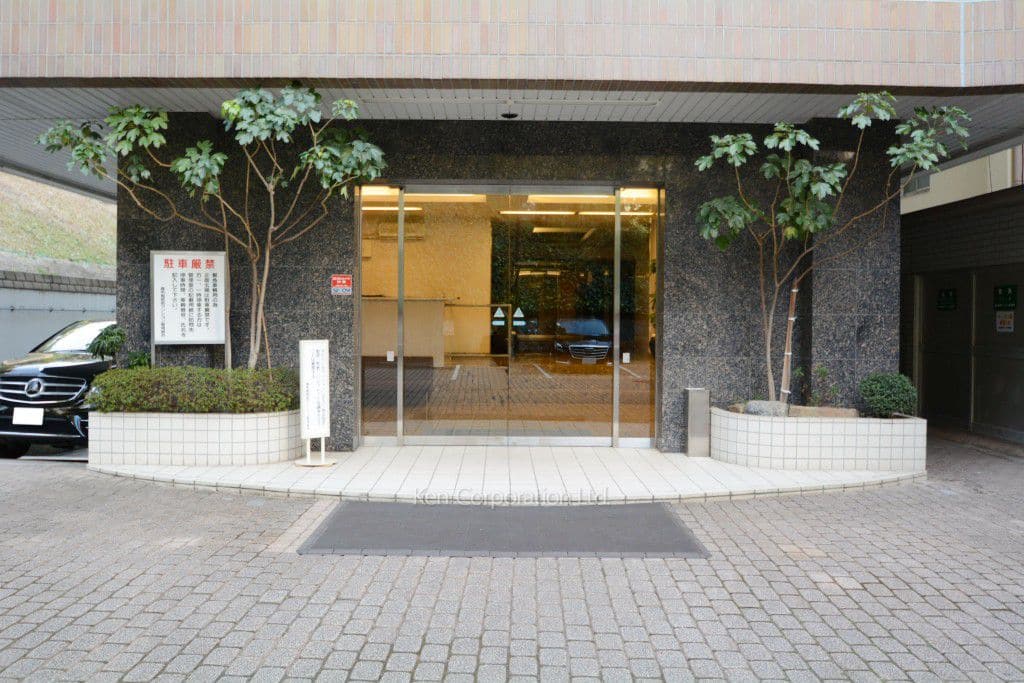 麻布鳥居坂マンションの写真 外観より