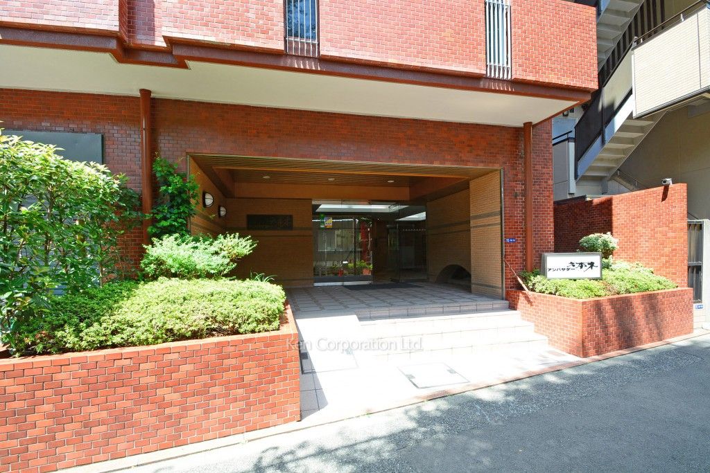  外観より