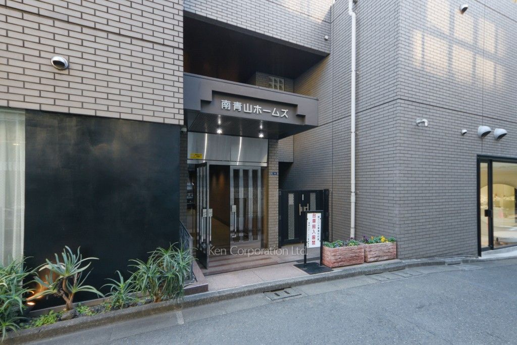  外観より