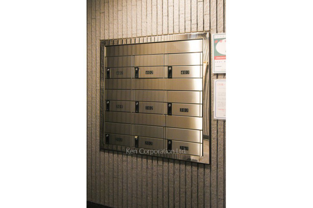 コンフォール南青山の写真 郵便受け