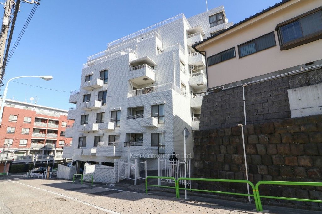 パセオ三光坂の写真 外観ひき