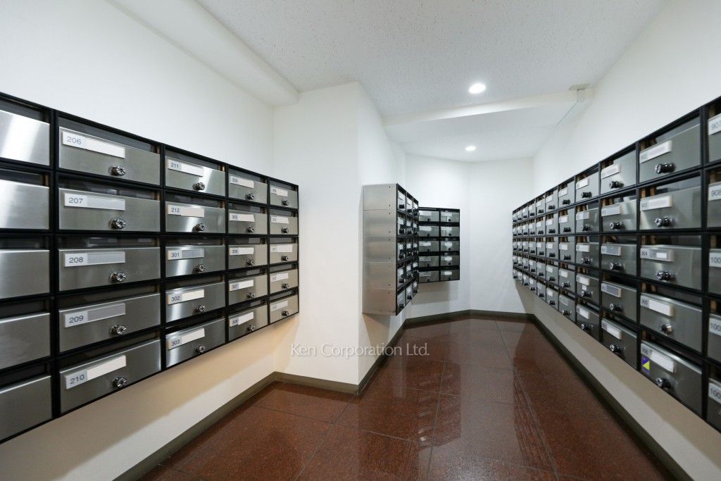 ドミール南青山の写真 郵便受け