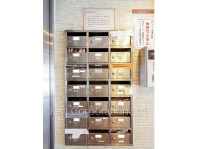 カーサ代官山の写真 郵便受け・宅配ボックス