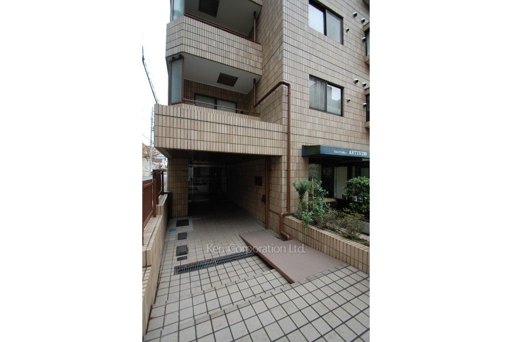 サンフローラハイツ渋谷の写真 外観より