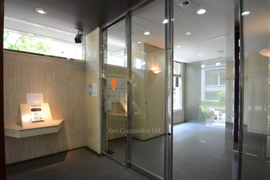 マーシュフィールド四番町の写真 オートロック