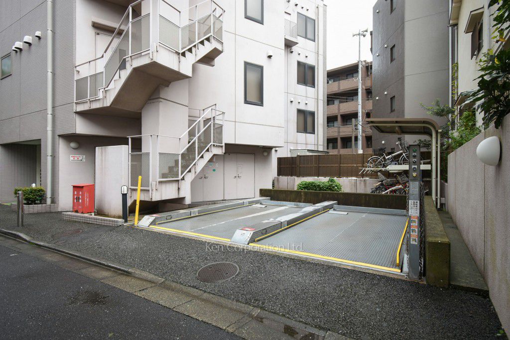 御殿山テラスの写真 駐車場