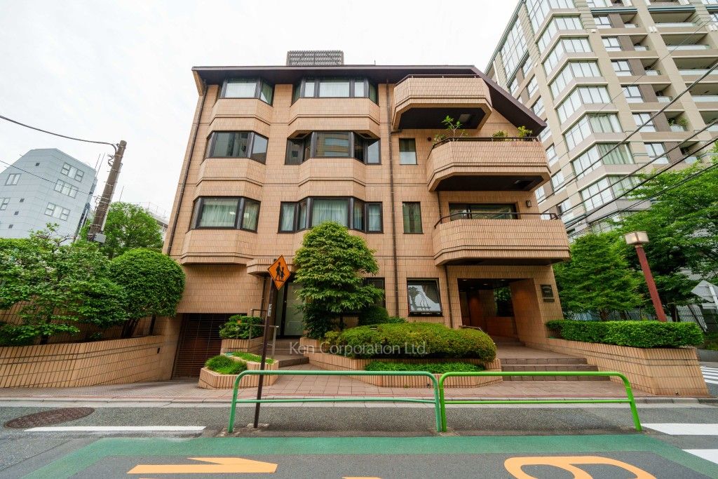 四番町ホームズの写真  外観ひき