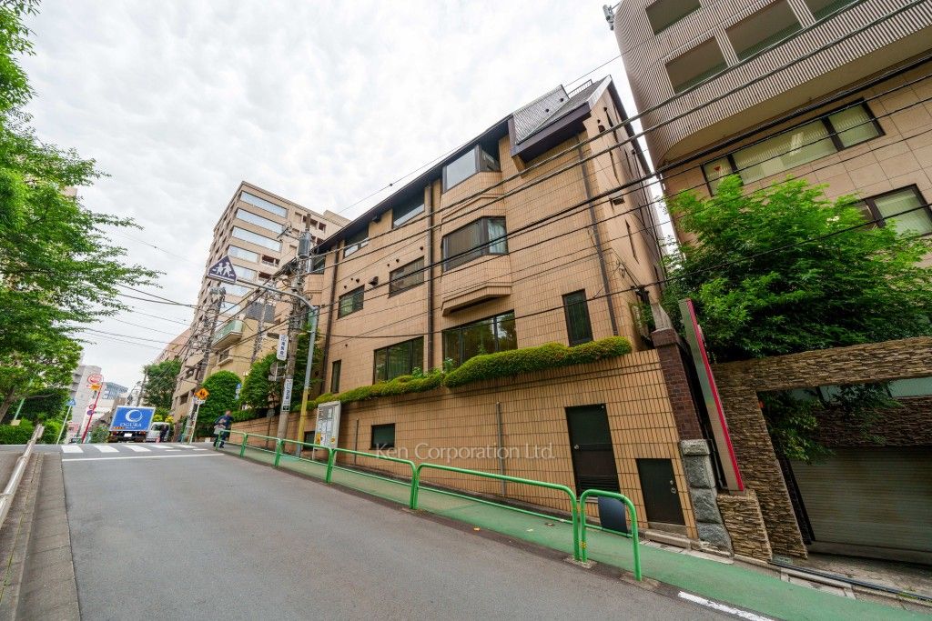 四番町ホームズの写真  外観ひき