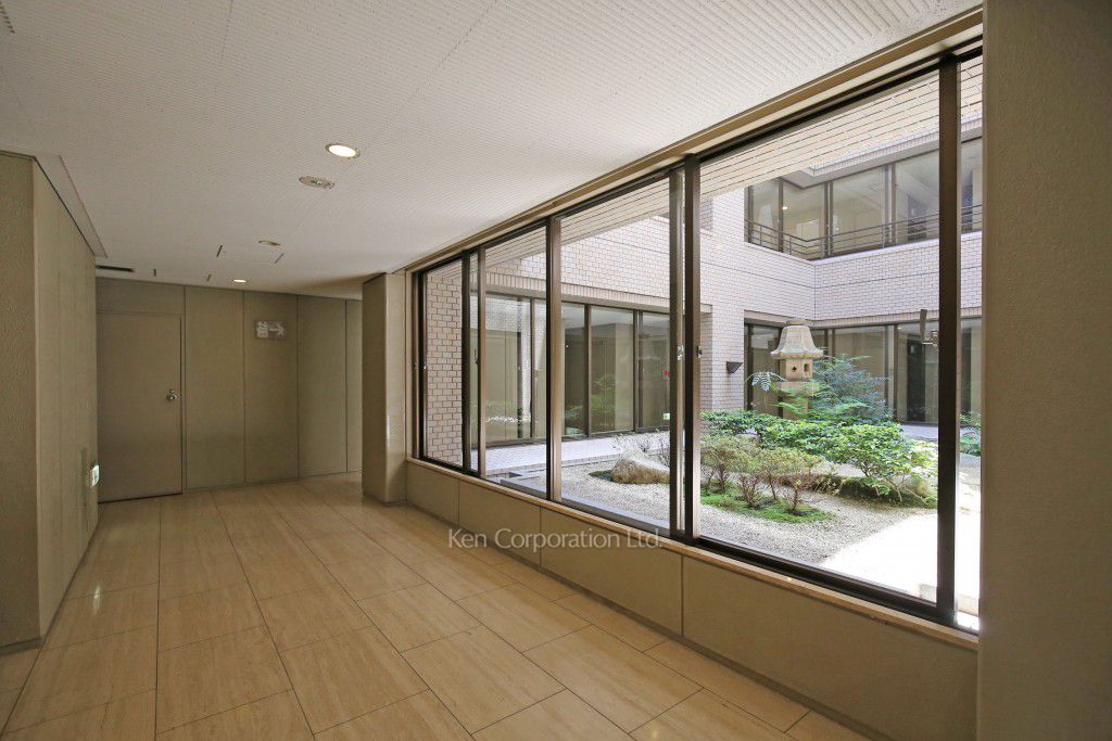 アルカサル目黒花房山の写真 エントランス