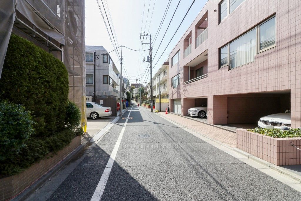 高輪4丁目パーク・マンションの写真 前面道路