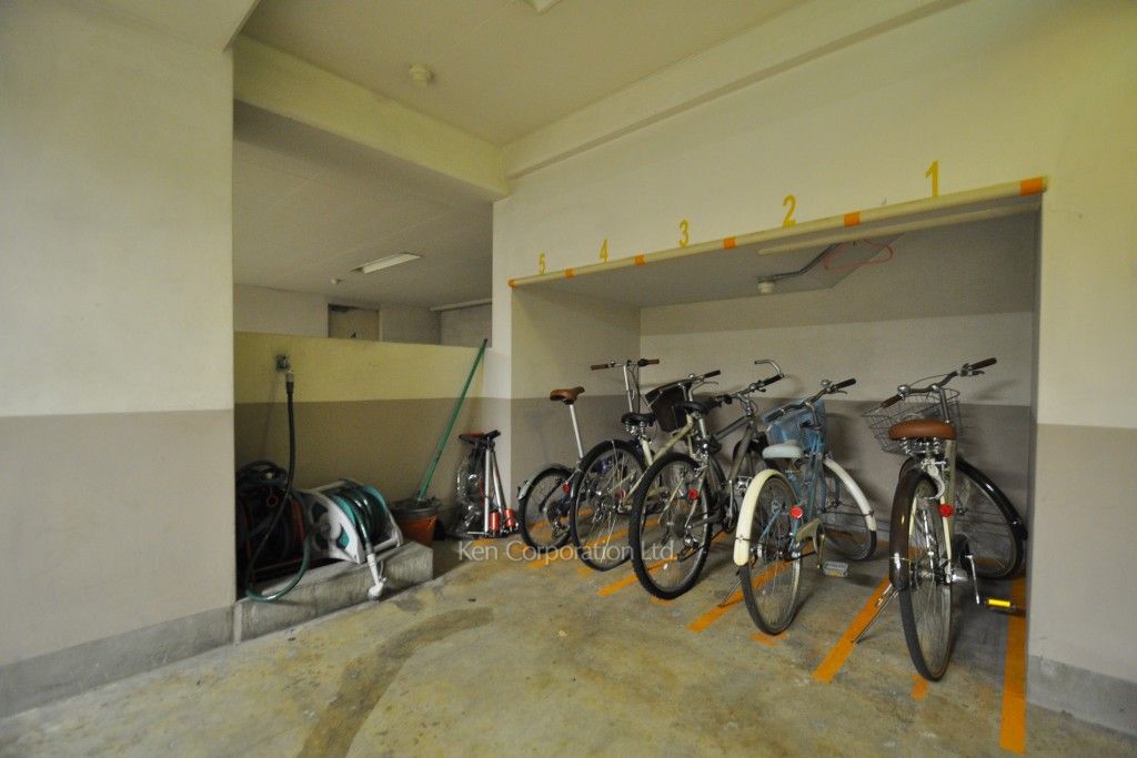 常磐松ホームズの写真  駐輪場