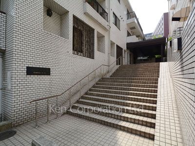 フロイント麻布の写真 外観より