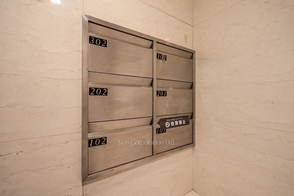 エルシオン南青山の写真 郵便受け