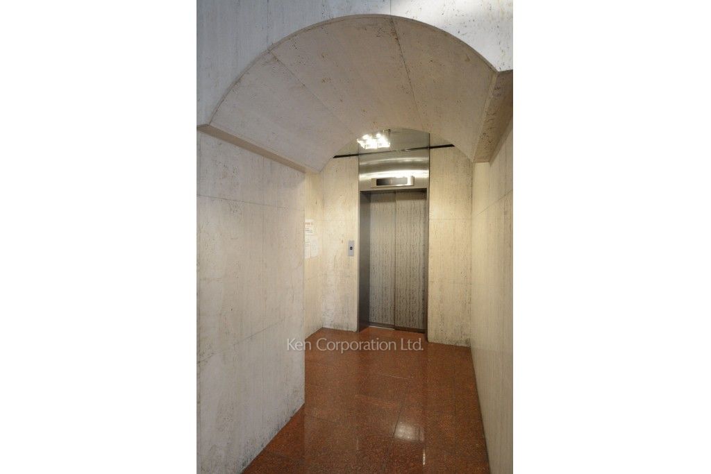 グランドメゾン麻布十番館の写真 エレベーターホール