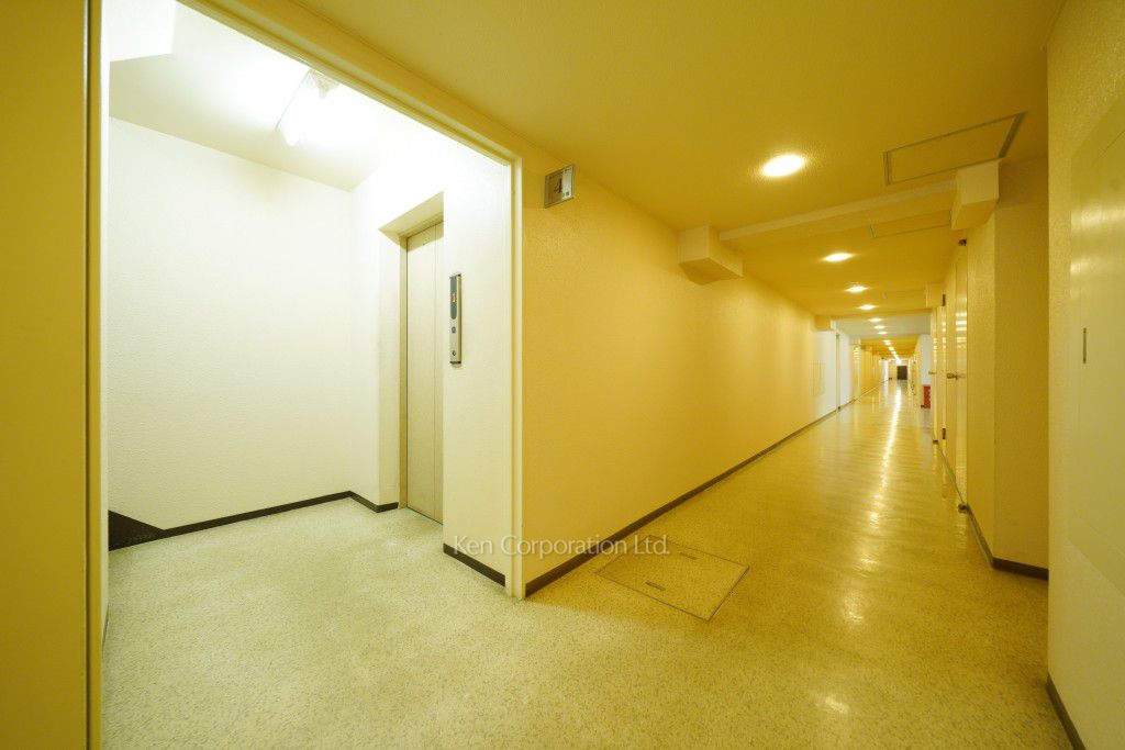 高輪パーク・マンションの写真 共用廊下
