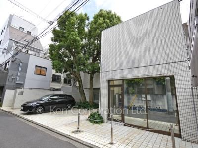 サンライン南青山ハイツの写真 外観ひき