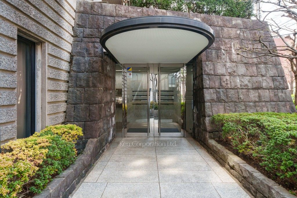 プレスティージュ都立大学の写真 外観より
