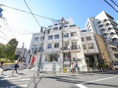  外観ひき