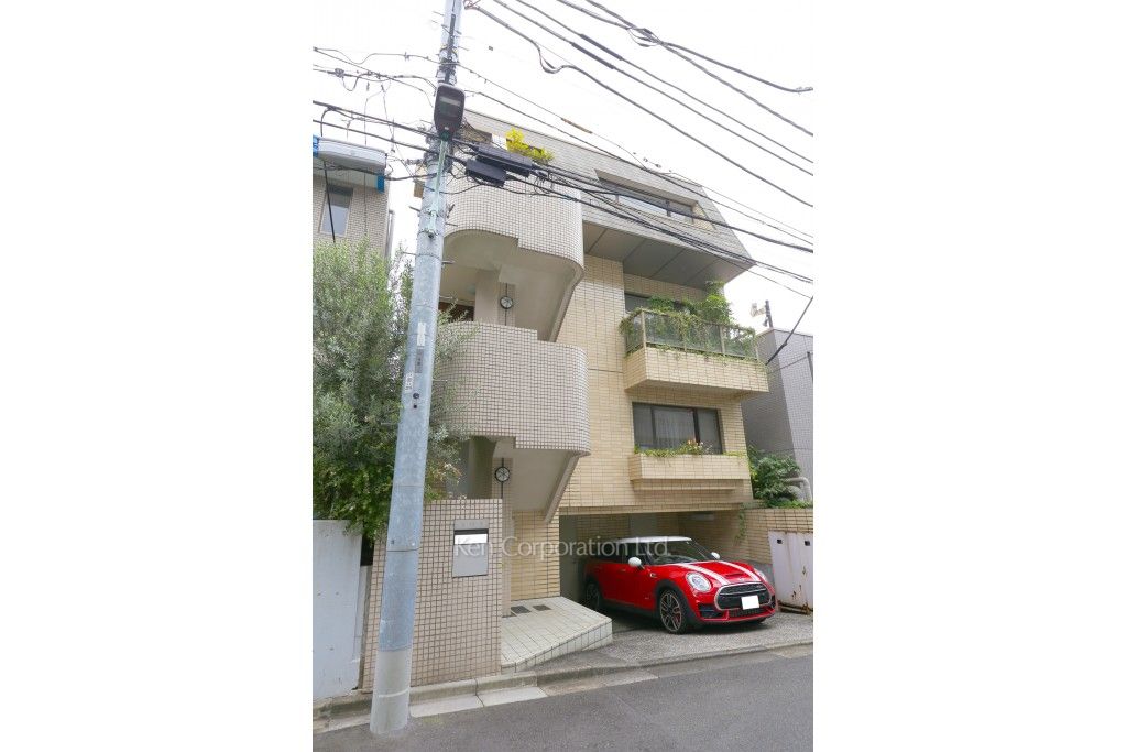 南麻布ハウスの写真外観ひき