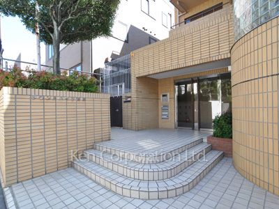 ラウンドハイツ西原の写真 外観より