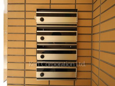 ラウンドハイツ西原の写真 郵便受け