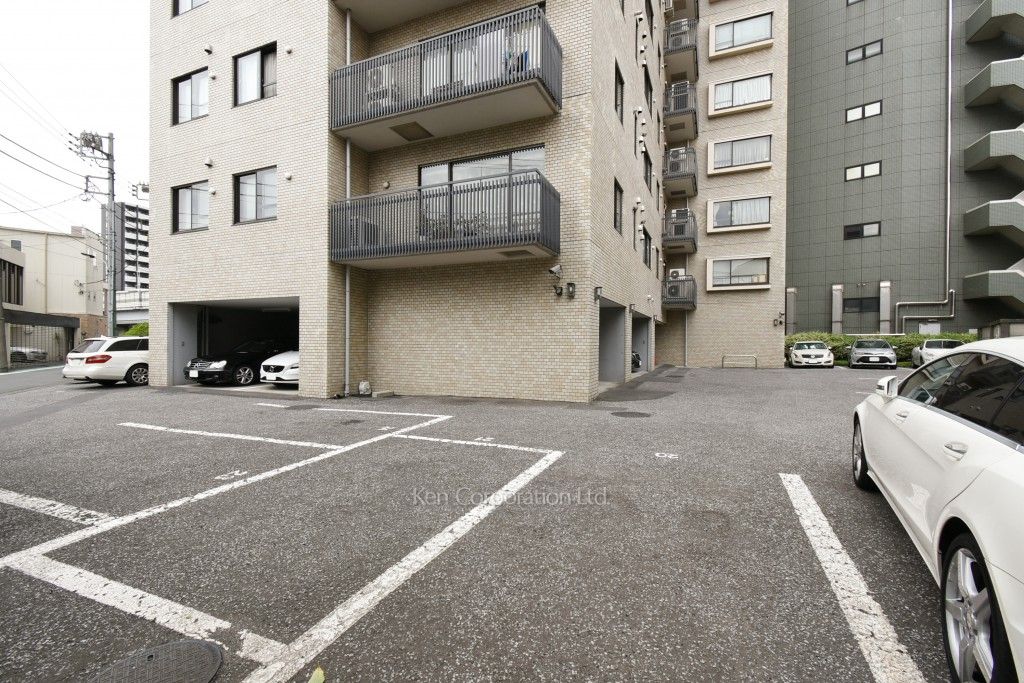 南青山パークマンションの写真 駐車場