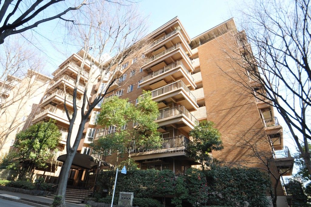 広尾ガーデンヒルズの写真  外観ひき