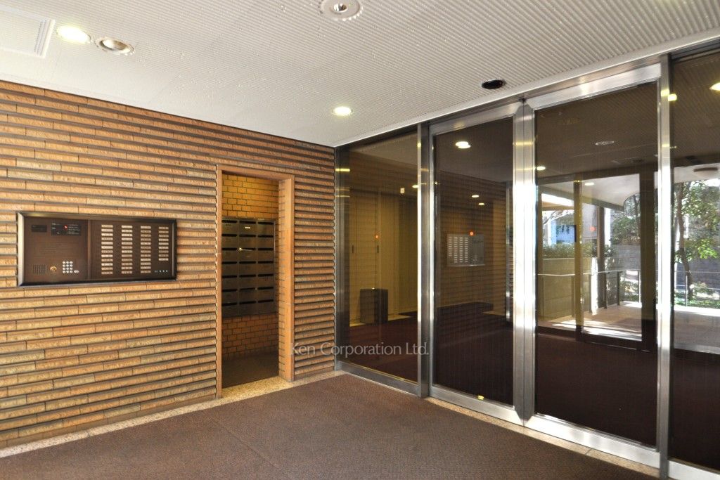 広尾ガーデンヒルズの写真  オートロック