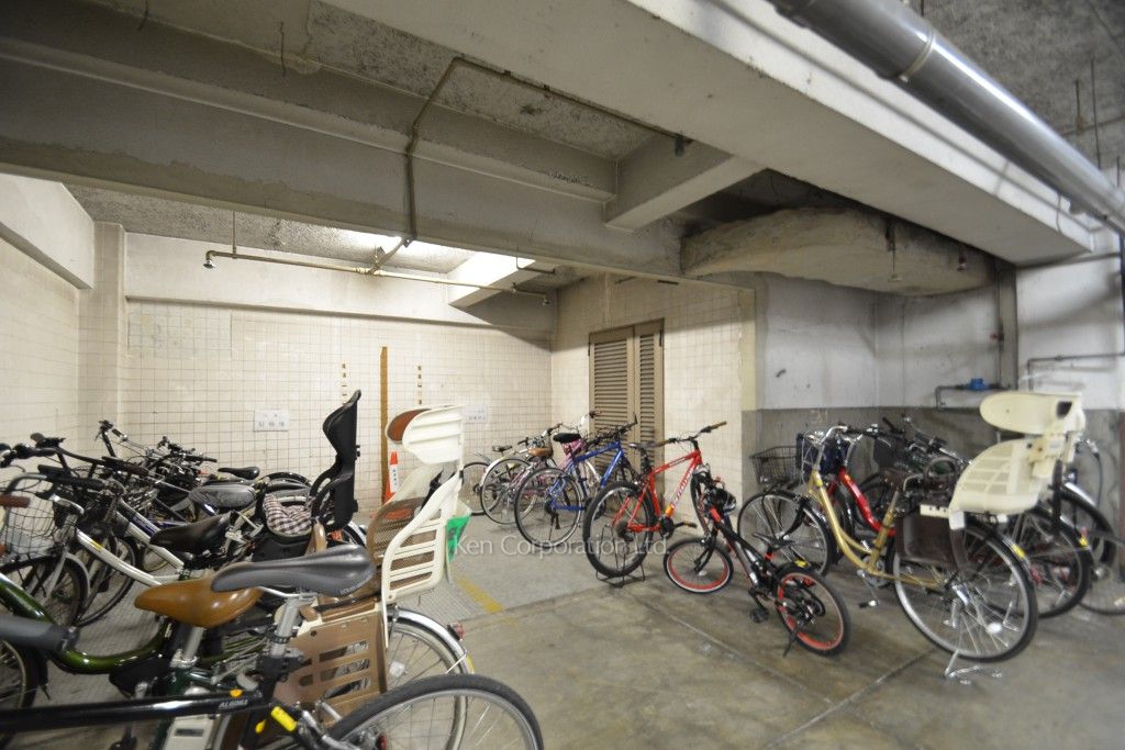 麹町サニーマンションの写真 駐輪場