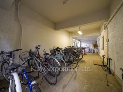 白金第一マンションズの写真 駐輪場