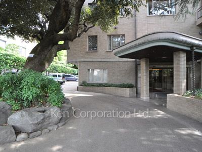 元麻布テラスアパートメントの写真 外観より