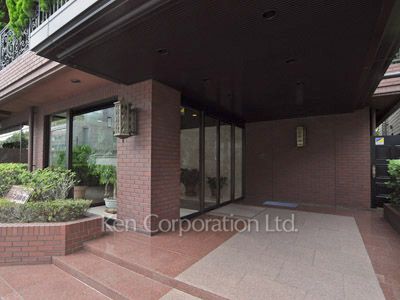 ドムス西麻布の写真 外観より