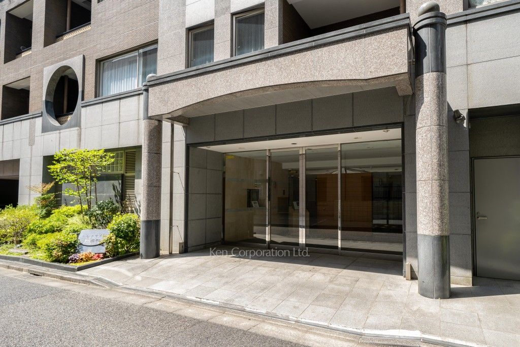 パレスサイド三番町の写真 外観より