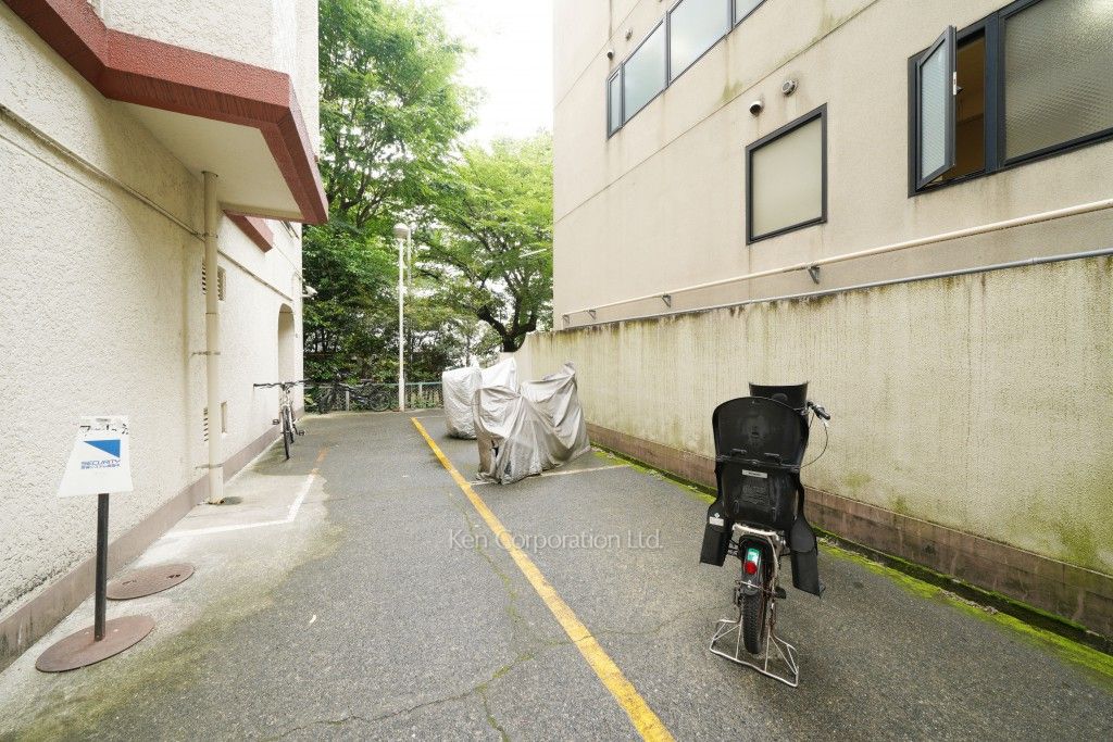 ハイマート渋谷神泉の写真 駐輪場