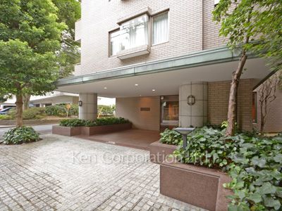 白金三光坂パークマンションの写真 外観より