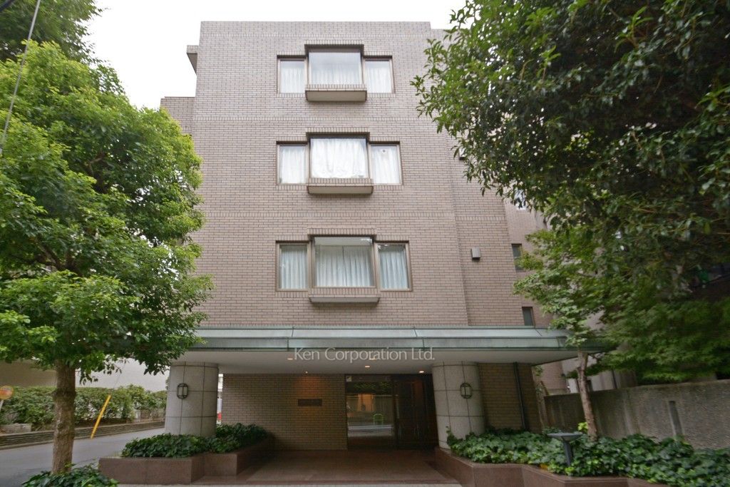 白金三光坂パークマンションの写真 外観ひき