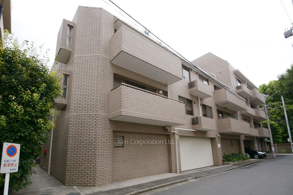 白金三光坂パークマンションの写真 外観ひき