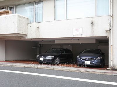 西麻布ガーデンの写真 駐車場