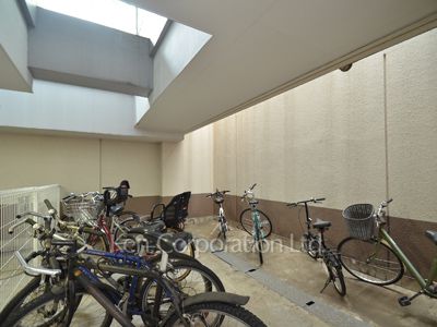 イースタンホームズ 神山の写真 駐輪場