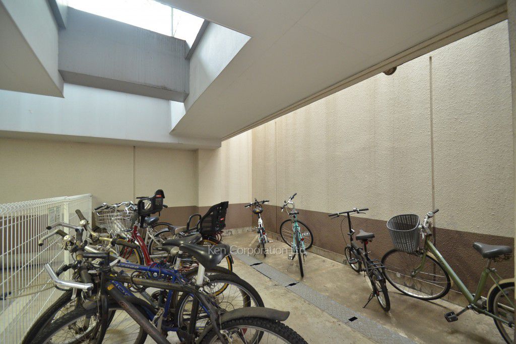 イースタンホームズ 神山の写真 駐輪場