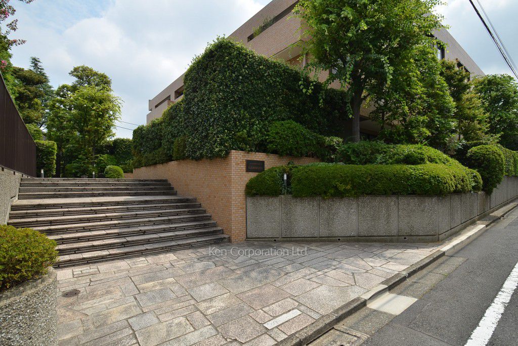 イースタンホームズ 神山の写真 外観より