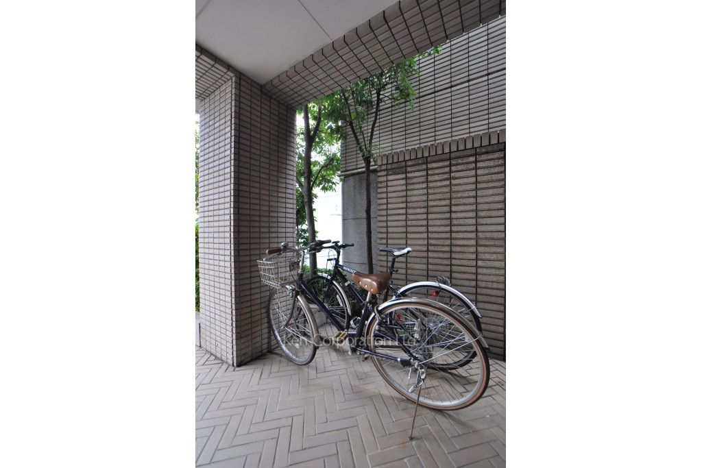 元麻布ハウスの写真 駐輪場