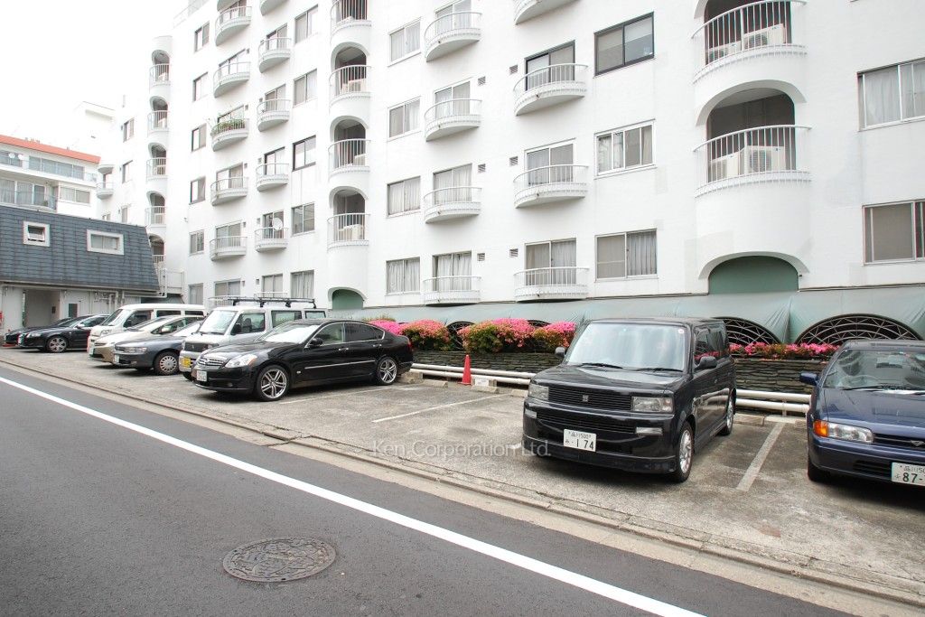 南青山ハウスの写真 駐車場